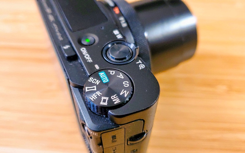 closeup camera exposure adjustment control