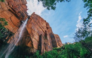 Lanscape photo shows that photographers can sell